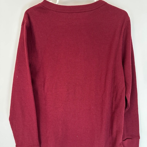 Old Navy Boys Waffle Knit Long Sleeve Shirt – Red – Size 6/7 - Picture 2 of 3